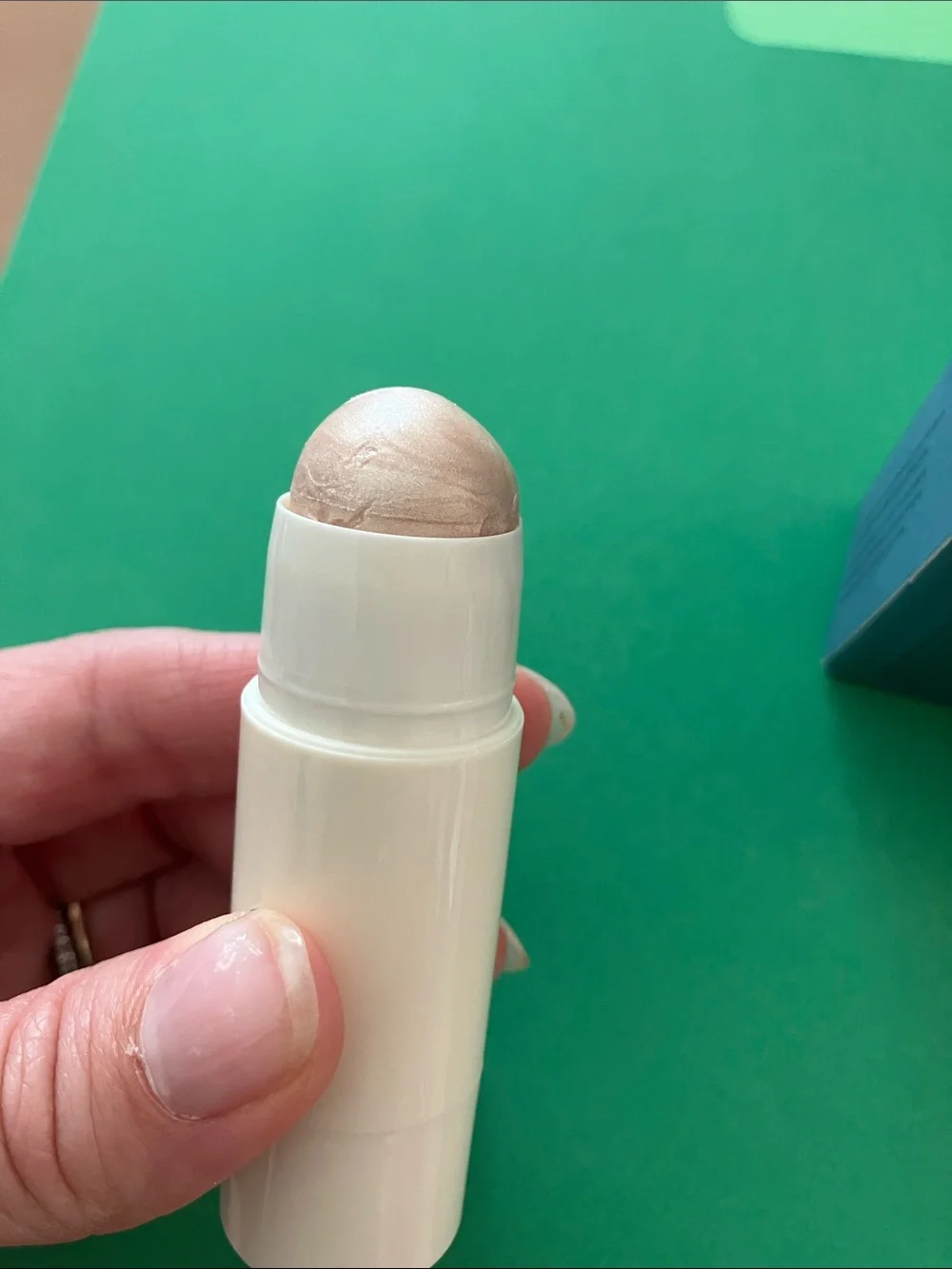 Merit Day Glow Highlighting Balm - Cava